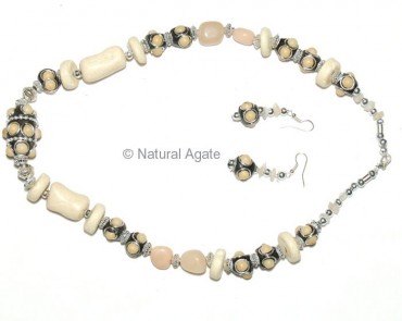 Cream Moon Stone Necklace