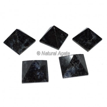 Iolite Small Pyramids