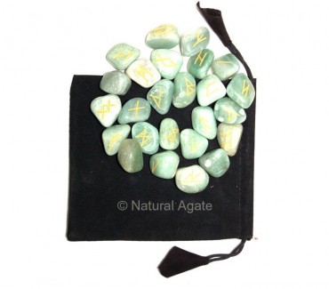 Green aventurine Rune Set