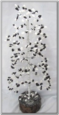 White and Black Agate 300 Pcs Chips Gemstone Tree